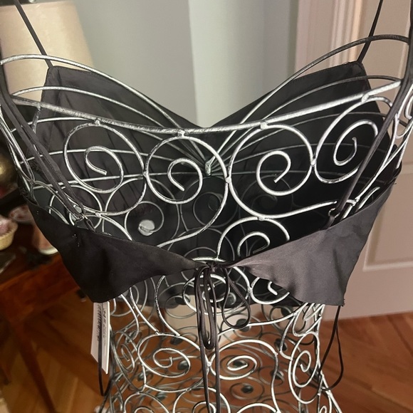 Black Silk Lace Top - Picture 4 of 5